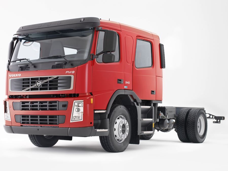 Volvo FM9 model 2005 without luggage rack